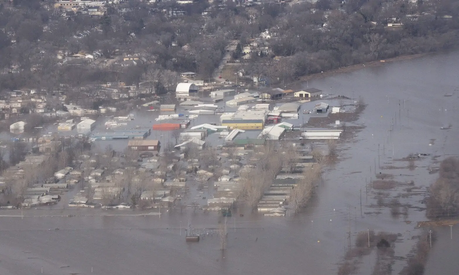 Cyclone à la bombe dans le Midwest : Les inondations, la guerre commerciale et la super tempête agricole à venir